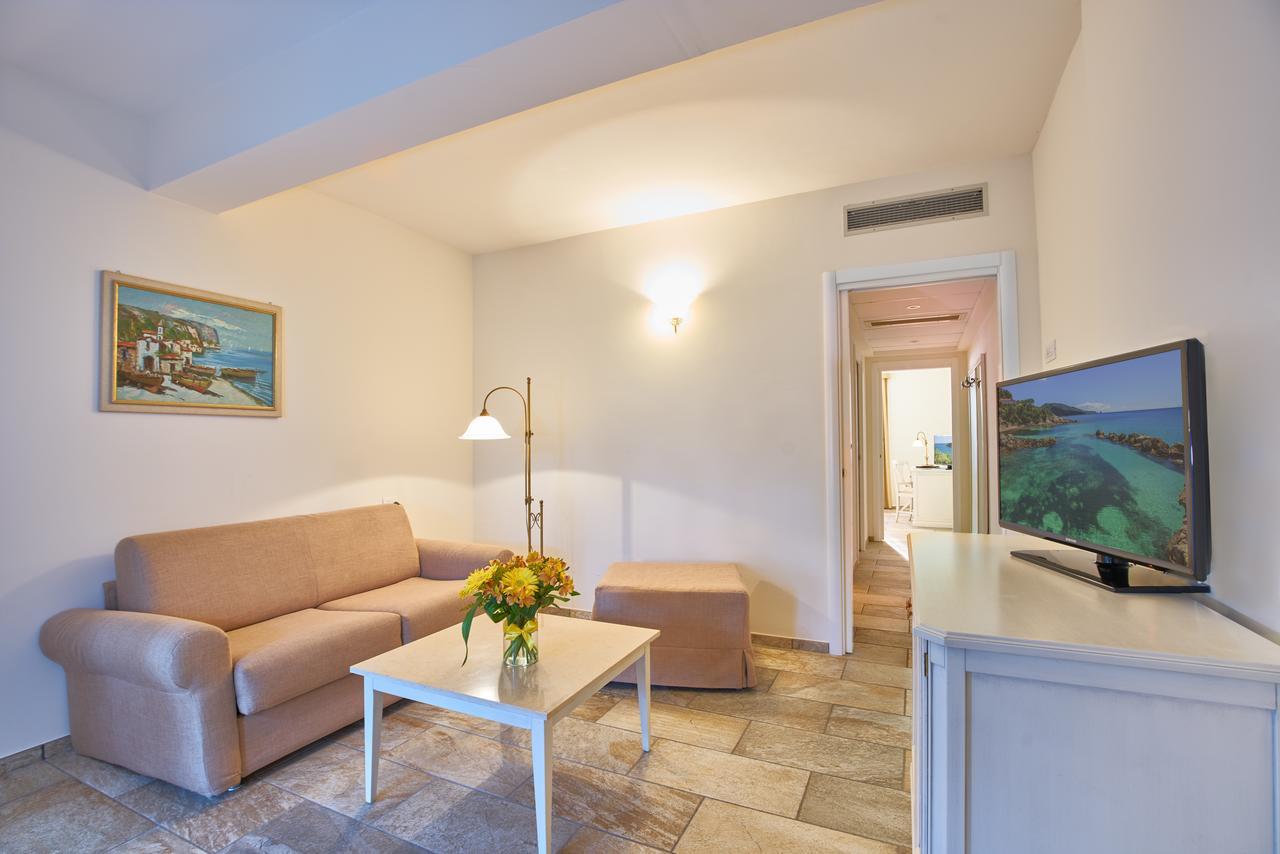 Hotel Del Golfo Проккьо Екстер'єр фото